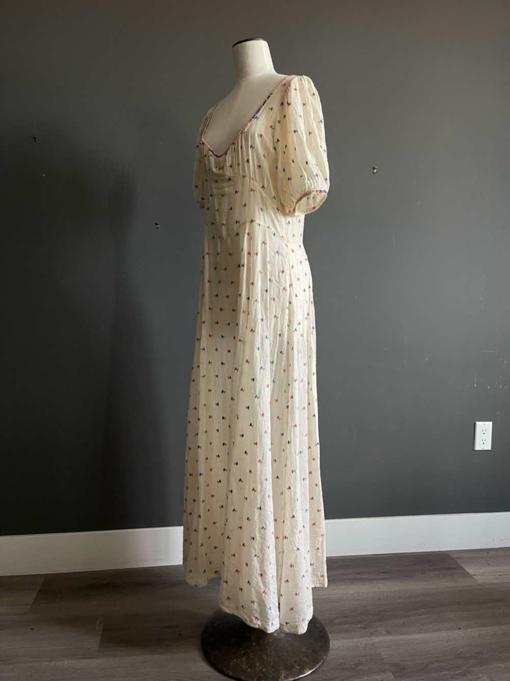 Dôen Floral Embroidered Cotton Maxi Dress Prairie Romantic Dainty Cottagecore - Picture 3 of 7